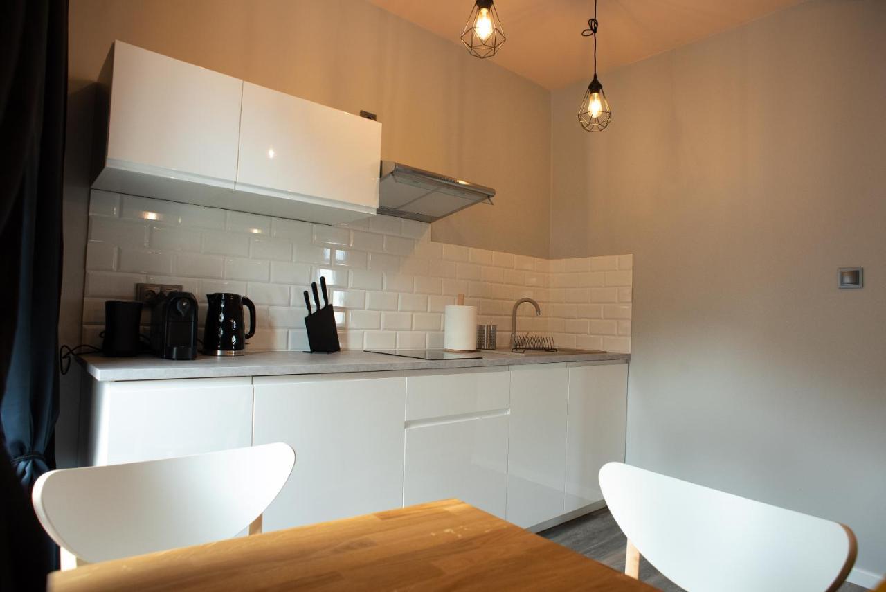 Apartament Antresola Fabryczna Жельона Гора Екстериор снимка